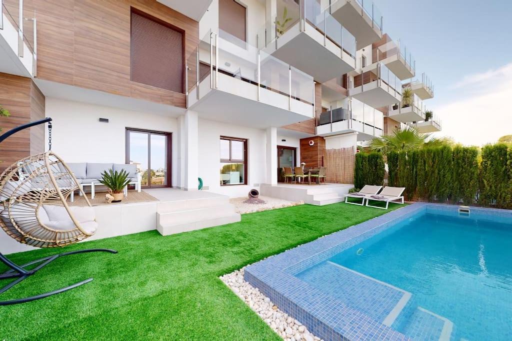 Apartman S Vlastnim Bazenem Oriola  Exterior foto